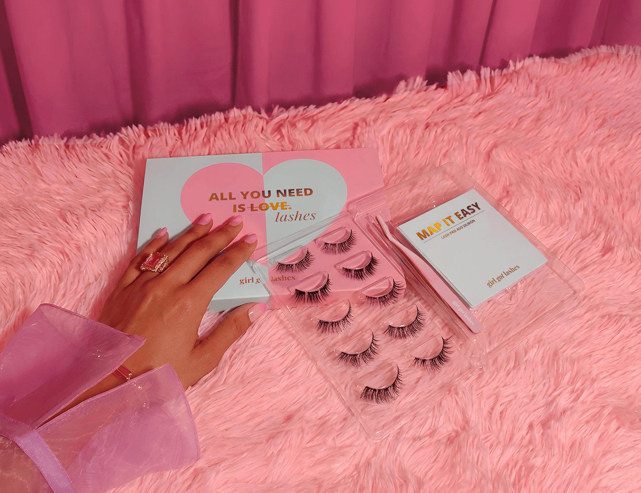All You Need Is Lashes – Valentines Bundle 2026 (Classic DIY)
