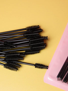 Lash Brush